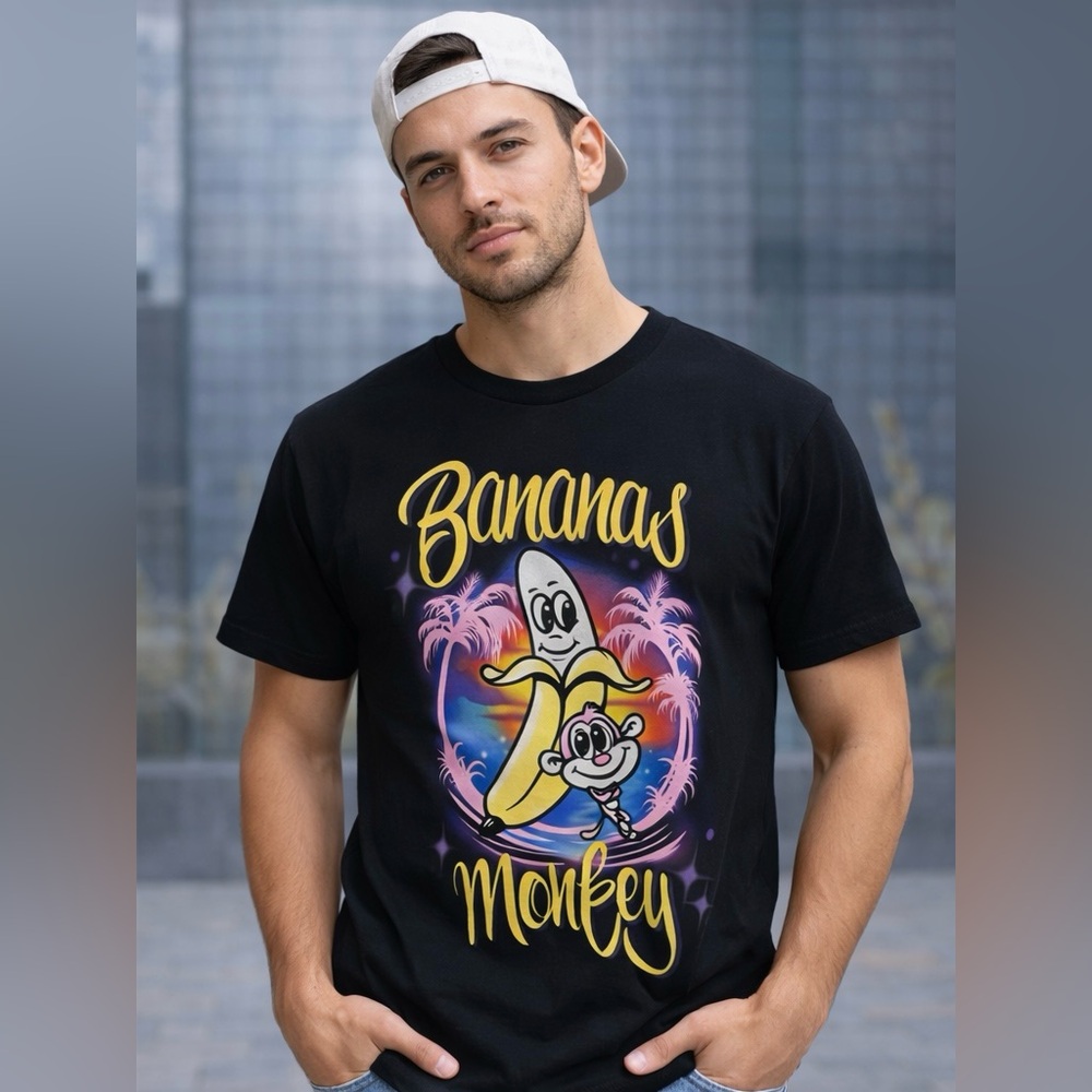 🐒 NWT! Bananas Monkey Classic Tshirt